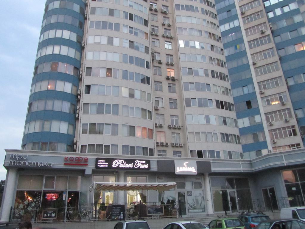 Apartments On Henuezskaya 5 Odessa Exterior foto
