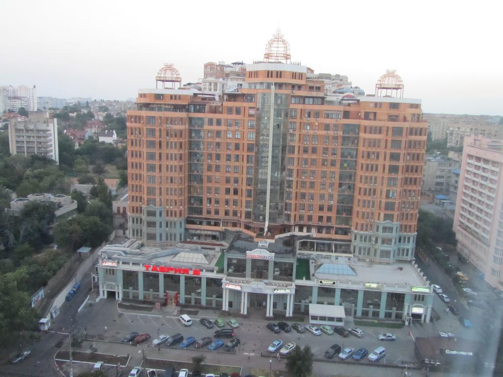 Apartments On Henuezskaya 5 Odessa Exterior foto