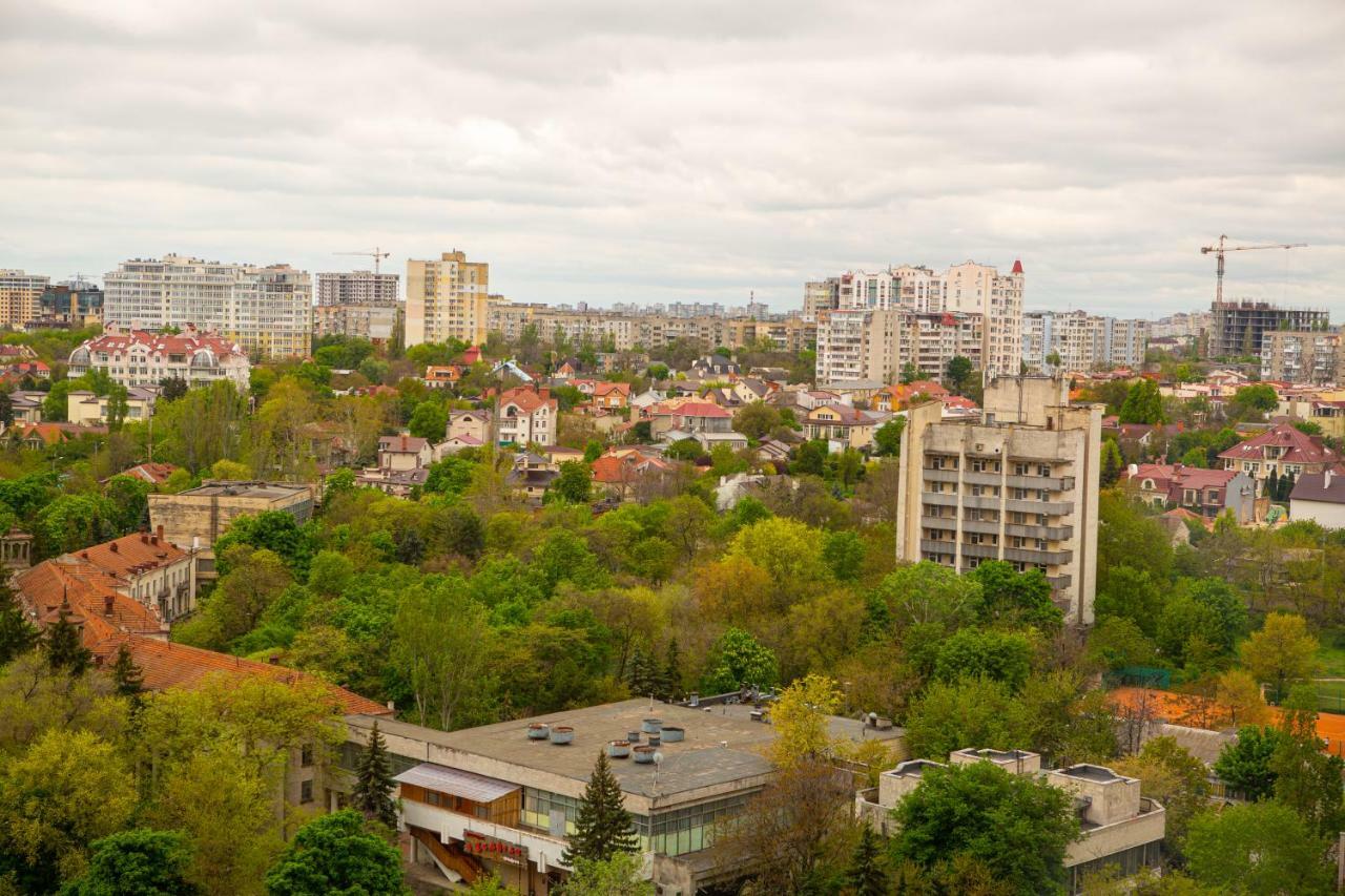 Apartments On Henuezskaya 5 Odessa Exterior foto